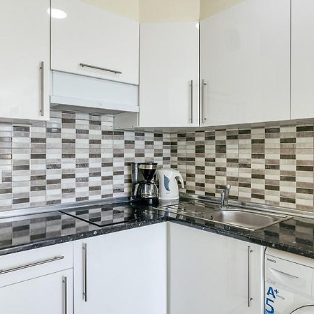 Terrasse To Sunset D-Luxe Apartment เอมปูเรียบราบา ภายนอก รูปภาพ